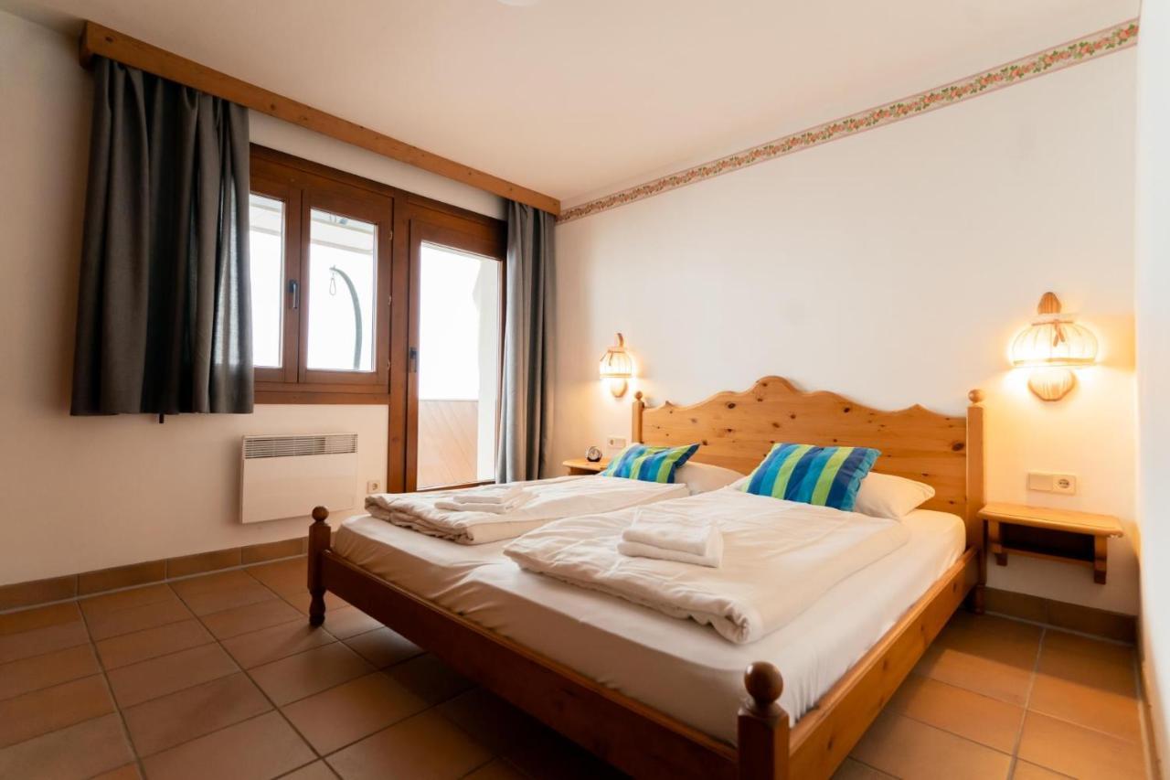 Apartment Weitblick - Almresort Gerlitzen Treffen Eksteriør billede